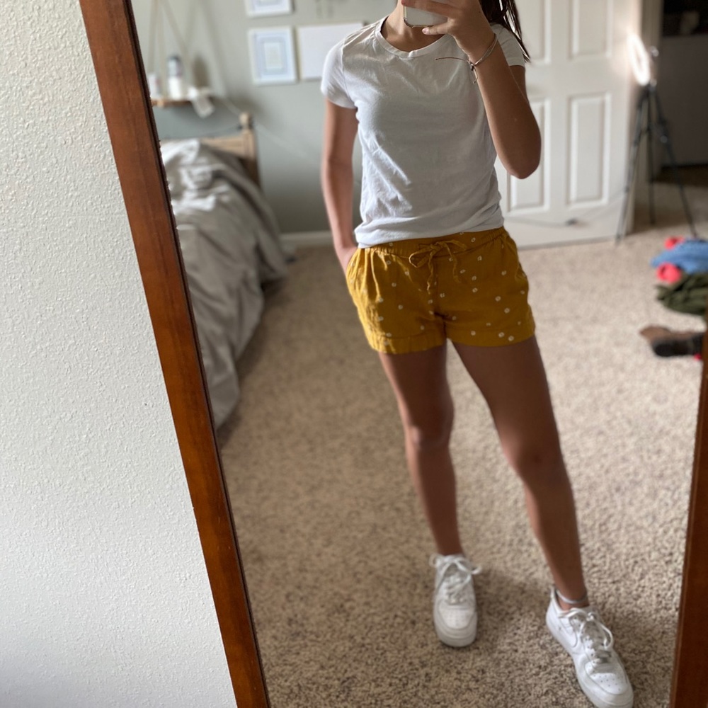 •Sunflower Shorts•